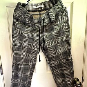 Womans jogger plaid pants